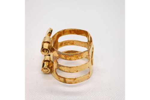 ウッドストーン(wood stone)のアルトサックスリガチャー