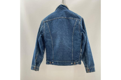 Levi'sのシェルパトラッカー