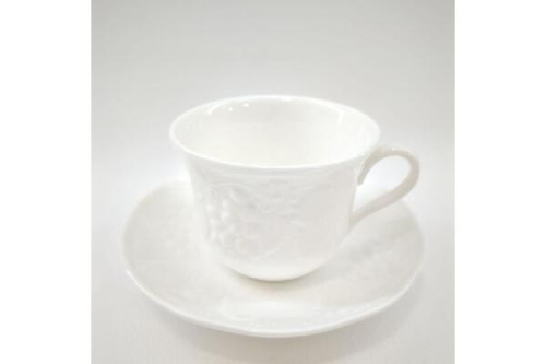 洋食器のストロベリー&バイン
