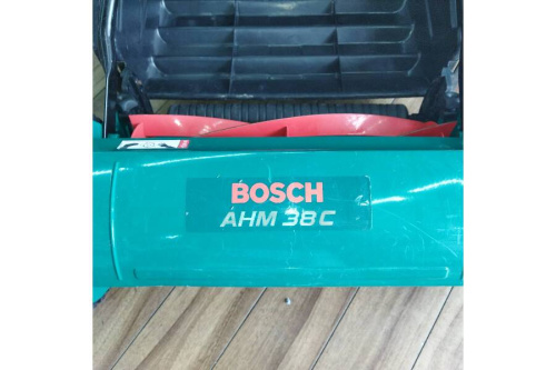 手動芝刈機のBOSCH