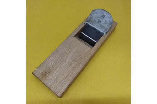 工具の鉋