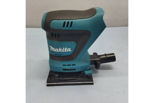 中古電動工具の中古防じんサンダ