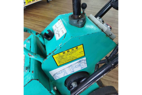 中古フロアスクレーパーの三笠産業