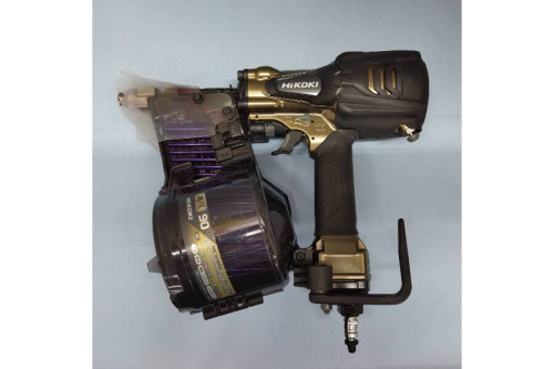 中古エアー工具の中古釘打ち機