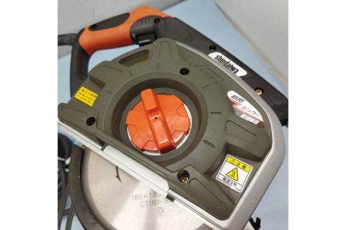 中古防じんカッターの新ダイワ