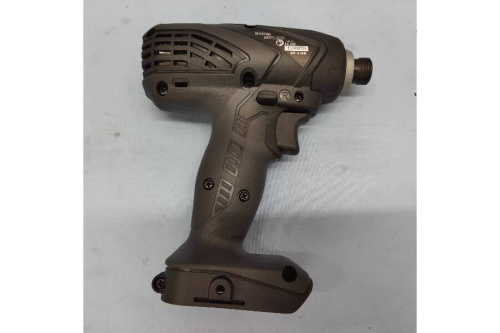 中古インパクトドライバのリョービ