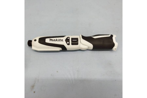 中古電動工具の中古ペンインパクトドライバ