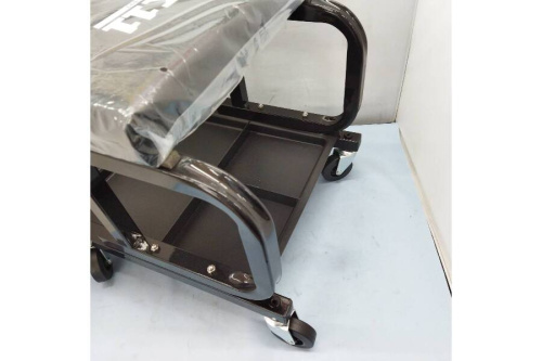 中古作業用椅子のエスケー11