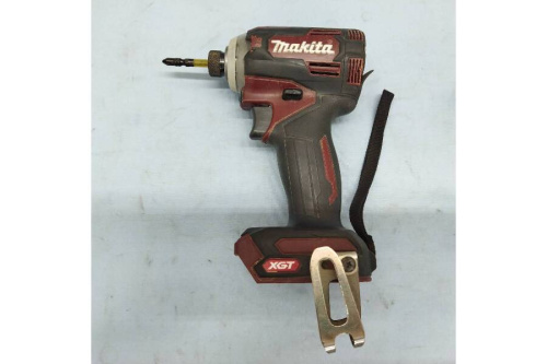中古電動工具の中古インパクトドライバー