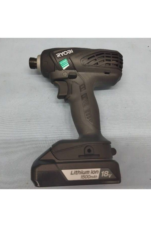 中古電動工具の中古インパクトドライバ