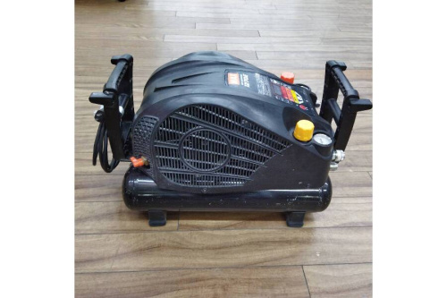 中古エアコンプレッサーのマックス