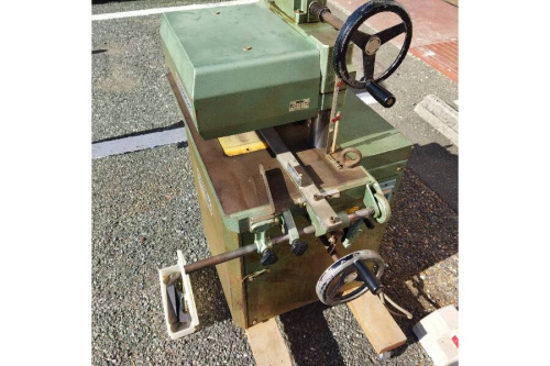 中古溝切盤の日立工機