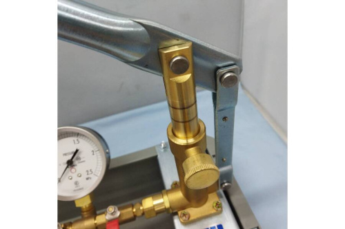 中古水圧テストポンプのキョーワ