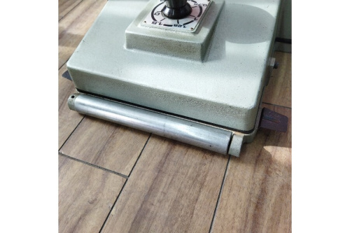 中古電動カンナのマキタ
