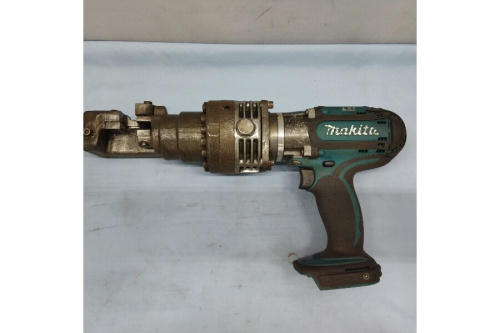 中古電動工具の中古鉄筋カッター
