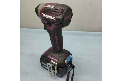中古インパクトドライバーのマキタ