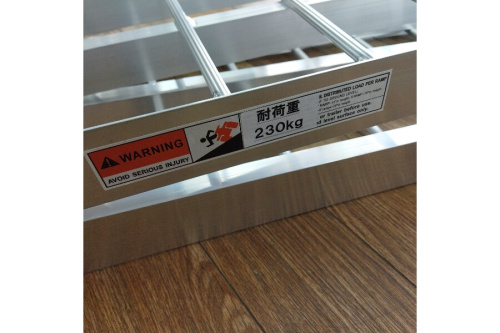 エトスのラダーレール