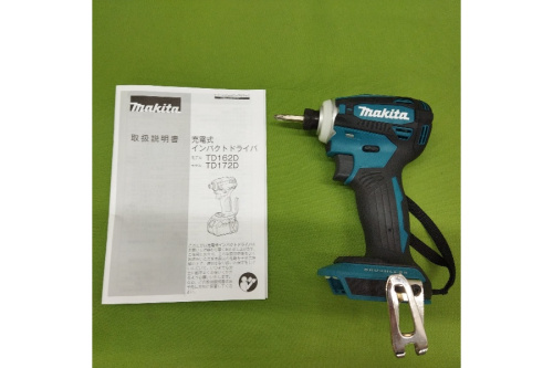 工具のインパクトドライバー