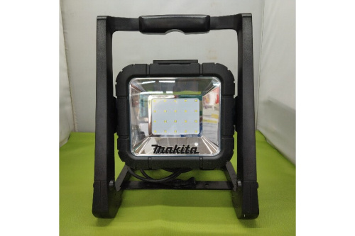 工具の充電式LEDライト