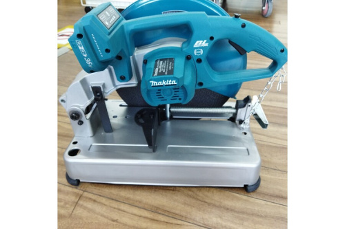 工具専門店