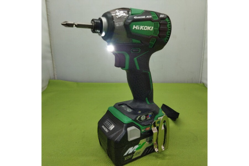 インパクトドライバーのハイコーキ（HiKOKI）