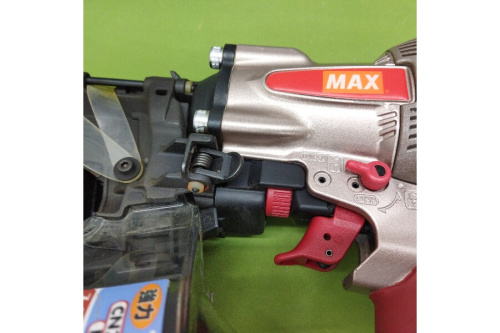 マックス（MAX）の釘打ち機