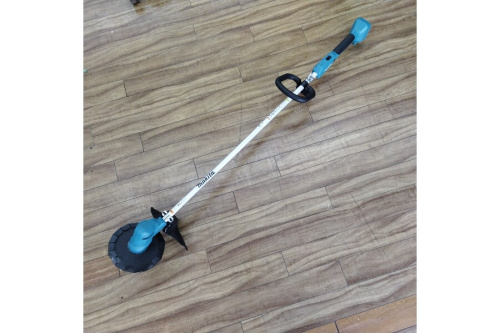 農機具のマキタ(MAKITA)