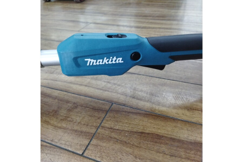 マキタ(MAKITA)の刈払い機
