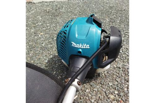 農機具のマキタ（MAKITA）