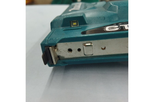 マキタ（MAKITA）のST312D
