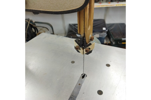 リョーワの帯鋸盤