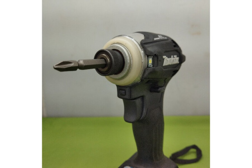 マキタ（MAKITA）の充電式インパクトドライバ