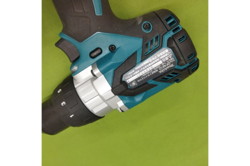 マキタ（MAKITA）の振動ドリル