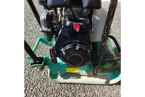 三笠産業のプレートコンパクター