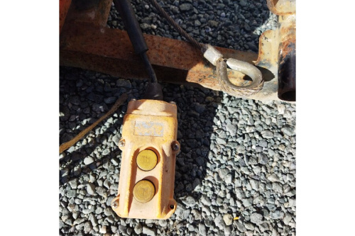 小俣製作所の瓦揚げ機