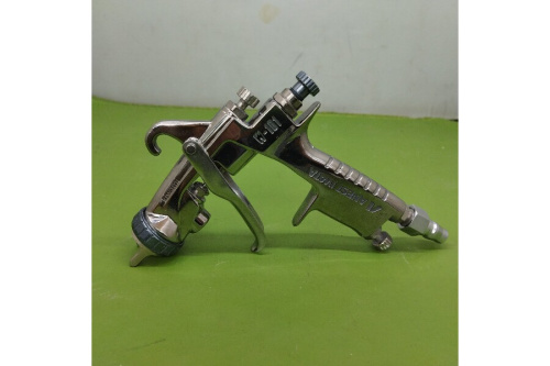 工具用品のアネスト岩田