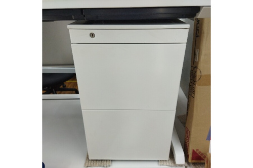オフィス家具