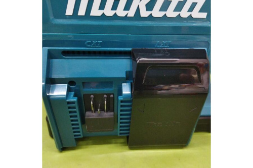 マキタ（MAKITA）の充電式コーヒーメーカー
