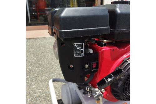エンジンコンプレッサーの工具専門店