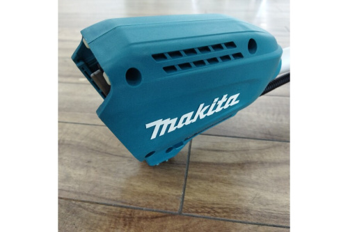 農機具のマキタ（MAKITA）