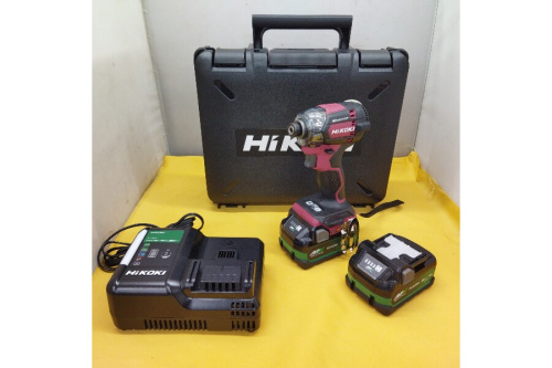 工具のインパクトドライバー