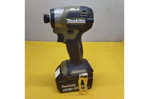インパクトドライバーのマキタ(MAKITA)