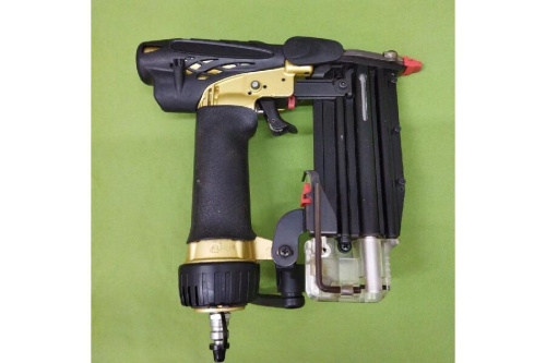 日立工機の高圧ピン釘打機