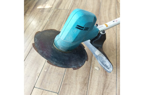 農機具のマキタ(MAKITA)