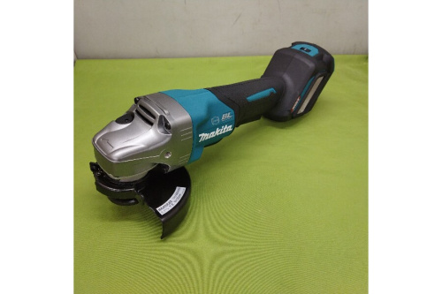 ディスクグラインダーのマキタ(MAKITA)