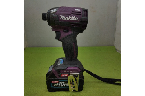インパクトドライバーのマキタ(MAKITA)