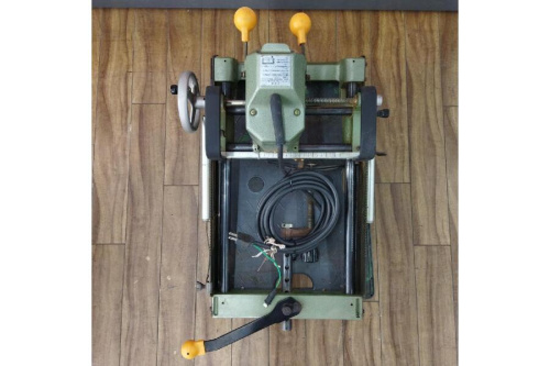 マキタ（MAKITA）の大入れルーター