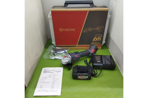 工具のディスクグラインダー