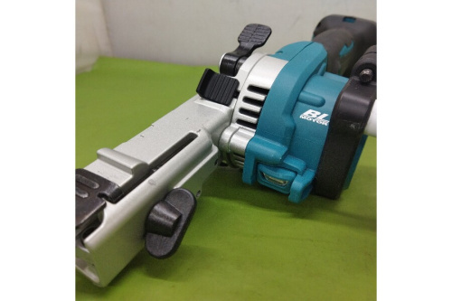 マキタ（MAKITA）のベルトサンダー