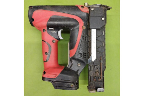 マックス（MAX）の充電式フィニッシュネイラ